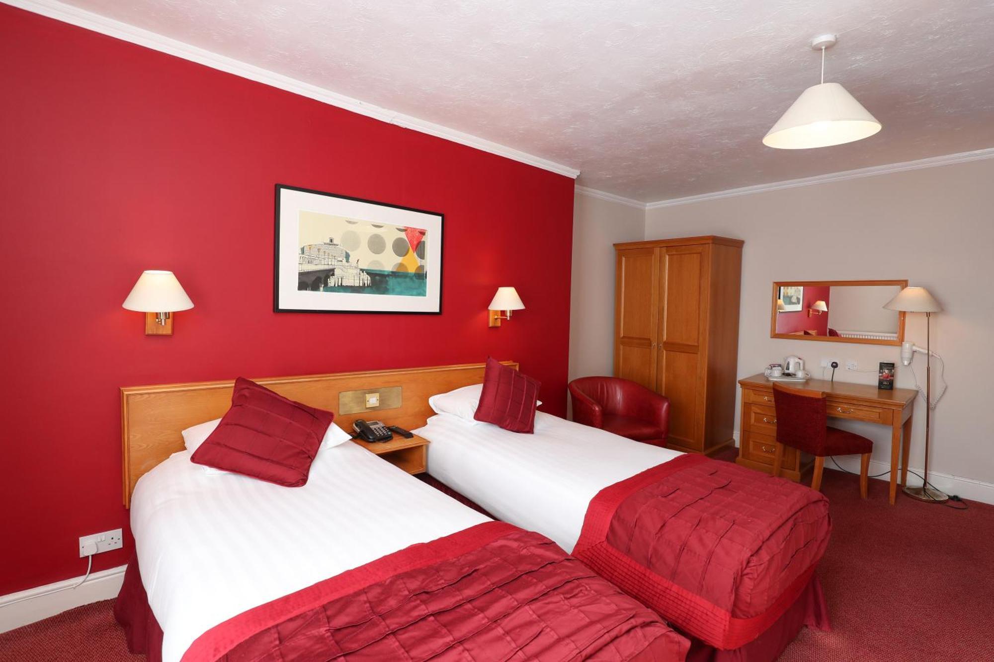 Royal Exeter Hotel Борнмут Экстерьер фото