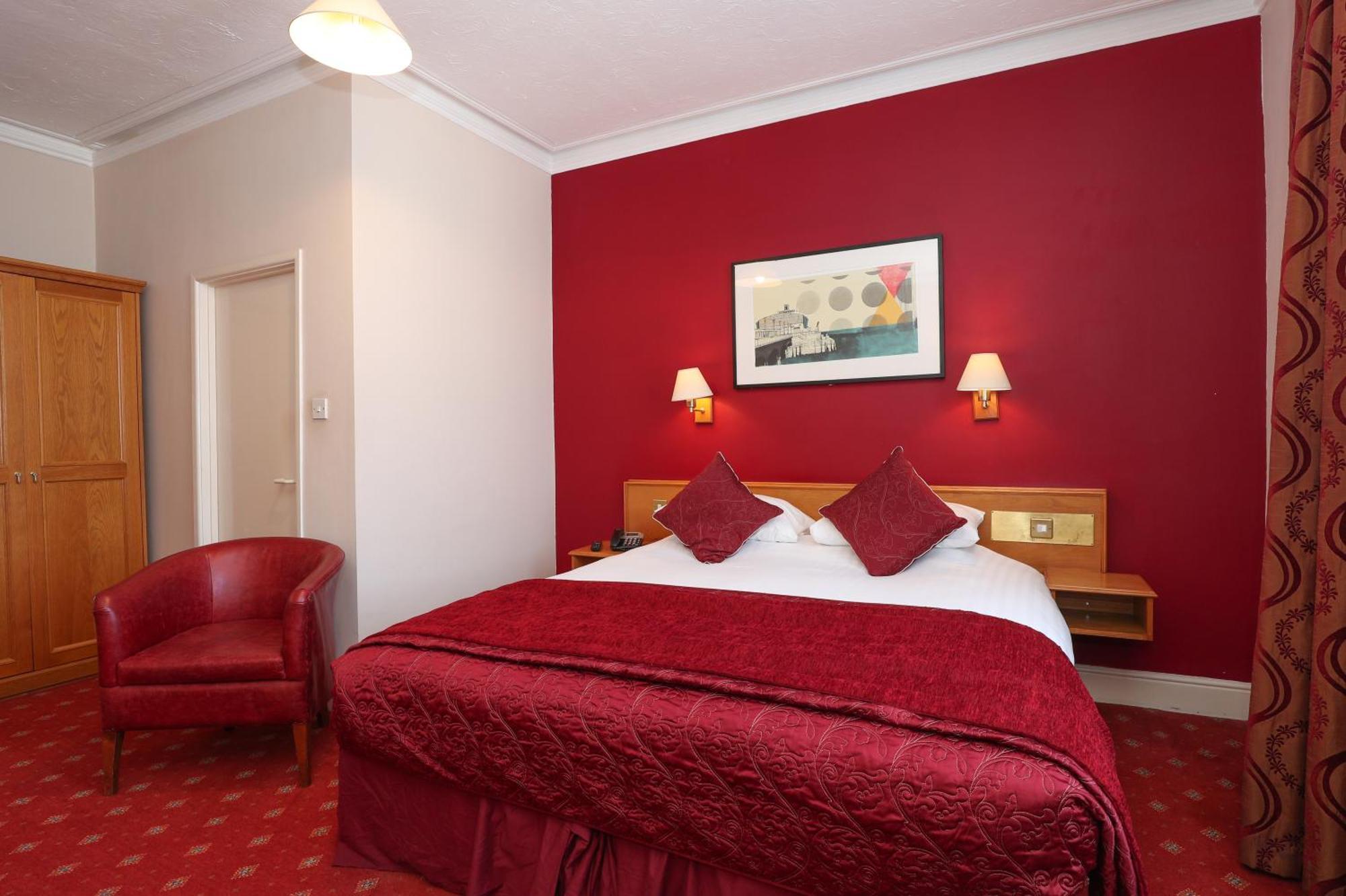 Royal Exeter Hotel Борнмут Экстерьер фото