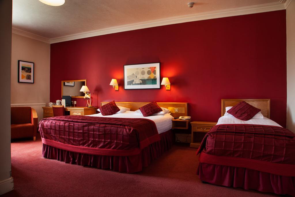 Royal Exeter Hotel Борнмут Экстерьер фото