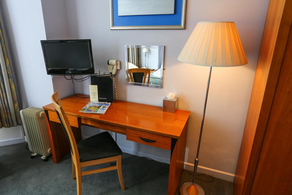 Royal Exeter Hotel Борнмут Экстерьер фото